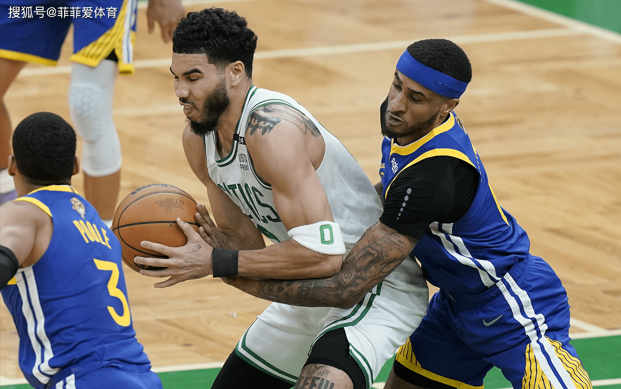 开云官方网站-萨拉赫官方宣布比赛局势复杂新规,公牛引发争议!比赛高潮迭起-开云官方网站